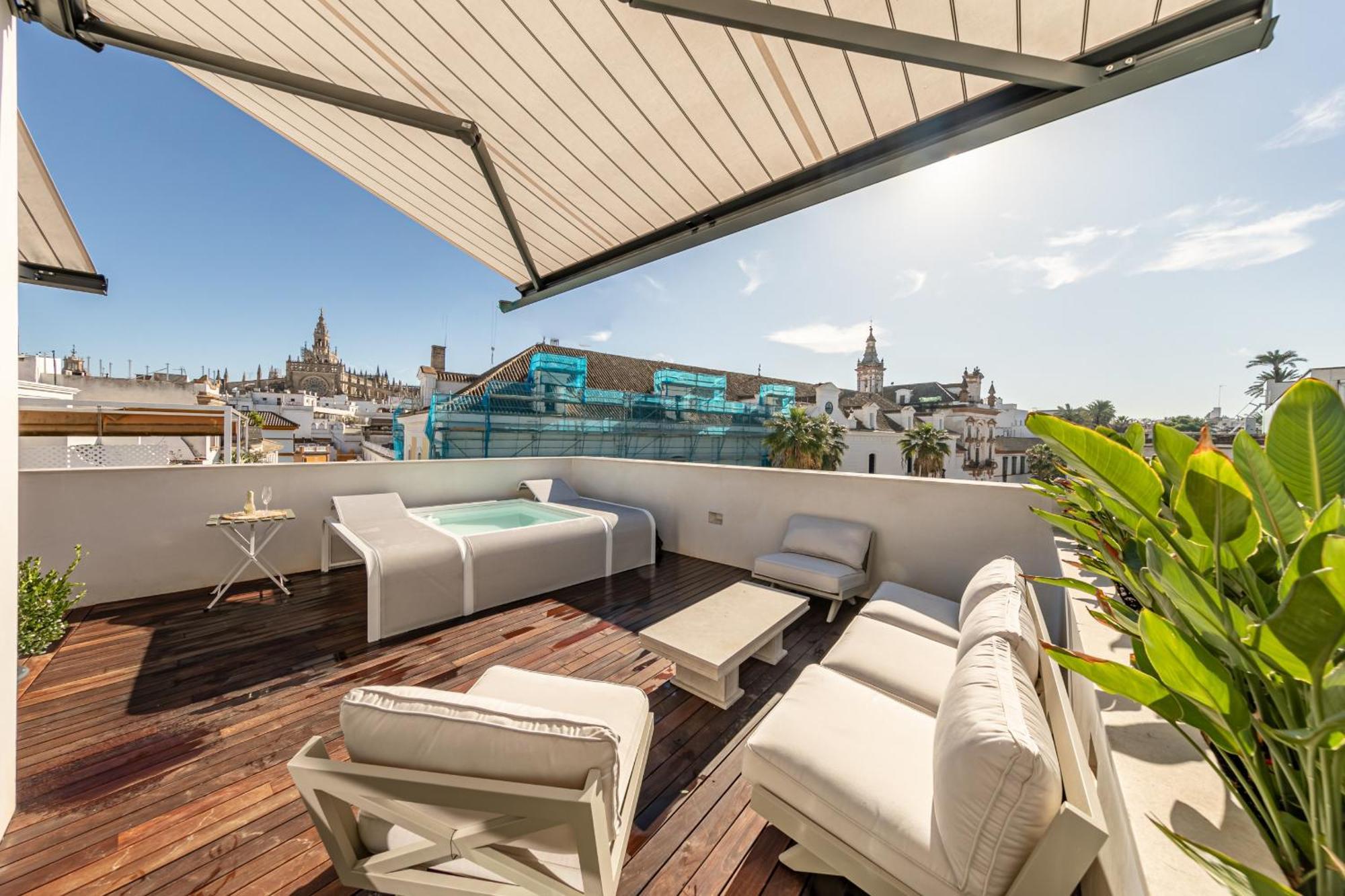 Green-Apartments Reales Atarazanas Suites Siviglia Esterno foto