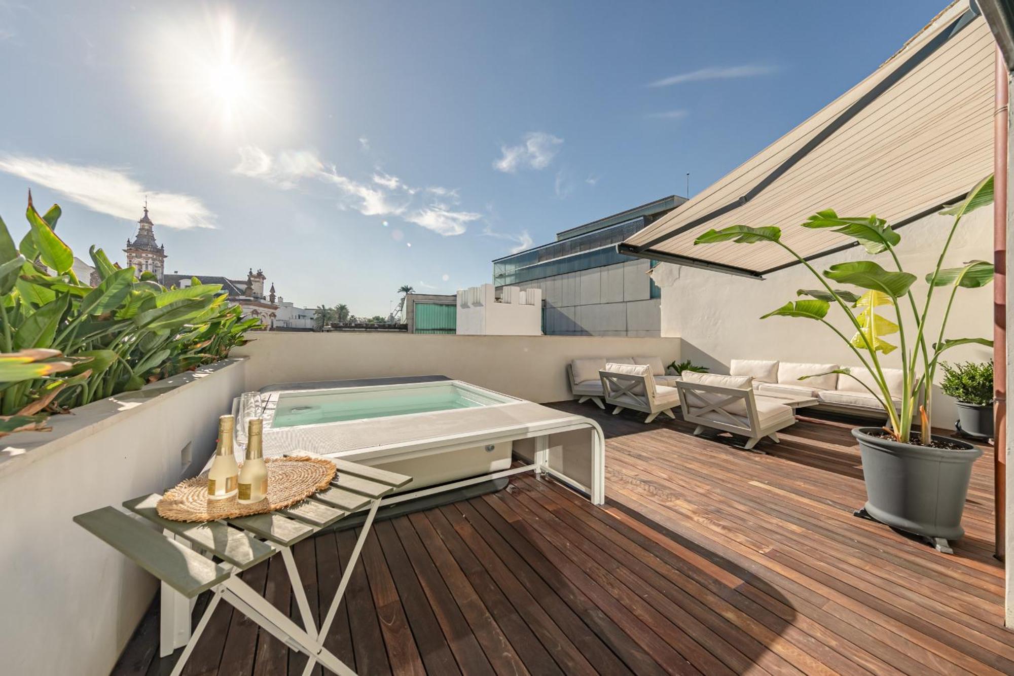 Green-Apartments Reales Atarazanas Suites Siviglia Esterno foto